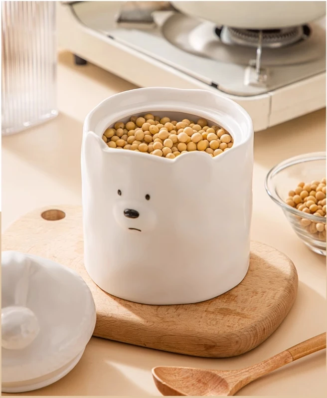 White Ceramic Bear Storage Jar Food Grains Dried Fruit Storage Jar Moisture-proof Snacks Storage Jar Kitchen Accessories 750ML