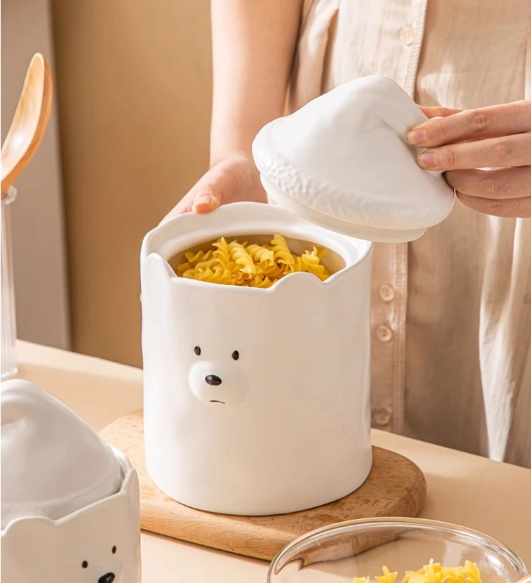 White Ceramic Bear Storage Jar Food Grains Dried Fruit Storage Jar Moisture-proof Snacks Storage Jar Kitchen Accessories 750ML