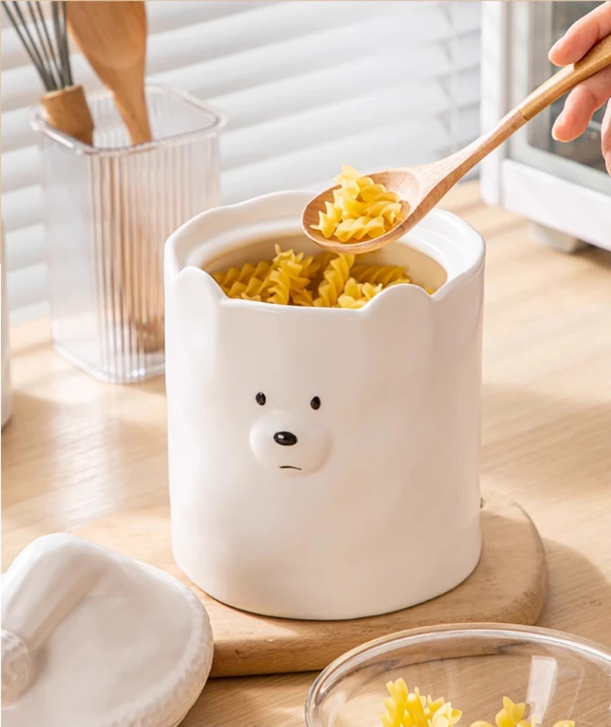 White Ceramic Bear Storage Jar Food Grains Dried Fruit Storage Jar Moisture-proof Snacks Storage Jar Kitchen Accessories 750ML